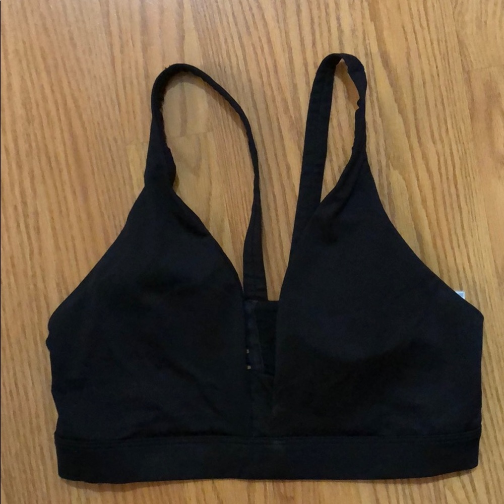 VS Sport Sports Bra